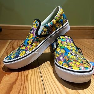 The Simpsons Vans ComfyCush size 7M/ 8.5W NWT